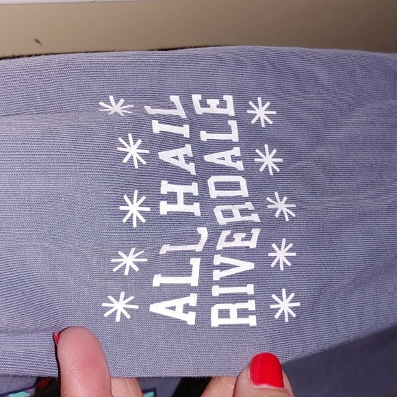 Shirt - Picture 4 of 4